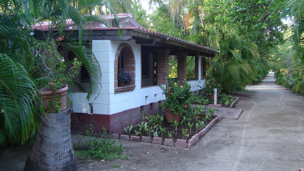 Quinta Erika Boutique Hotel By Rotamundos Coyuca de Benitez Rum bild